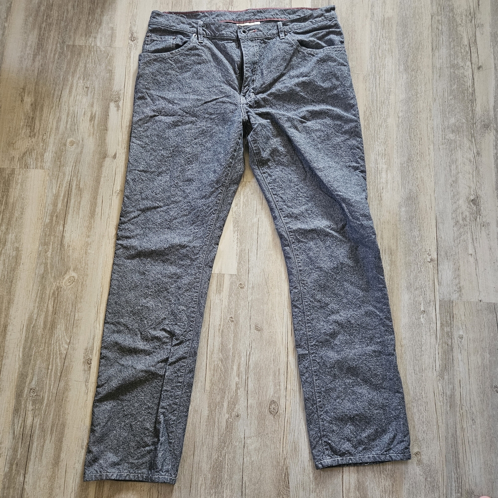 Classic Gray Men's Straight Jeans